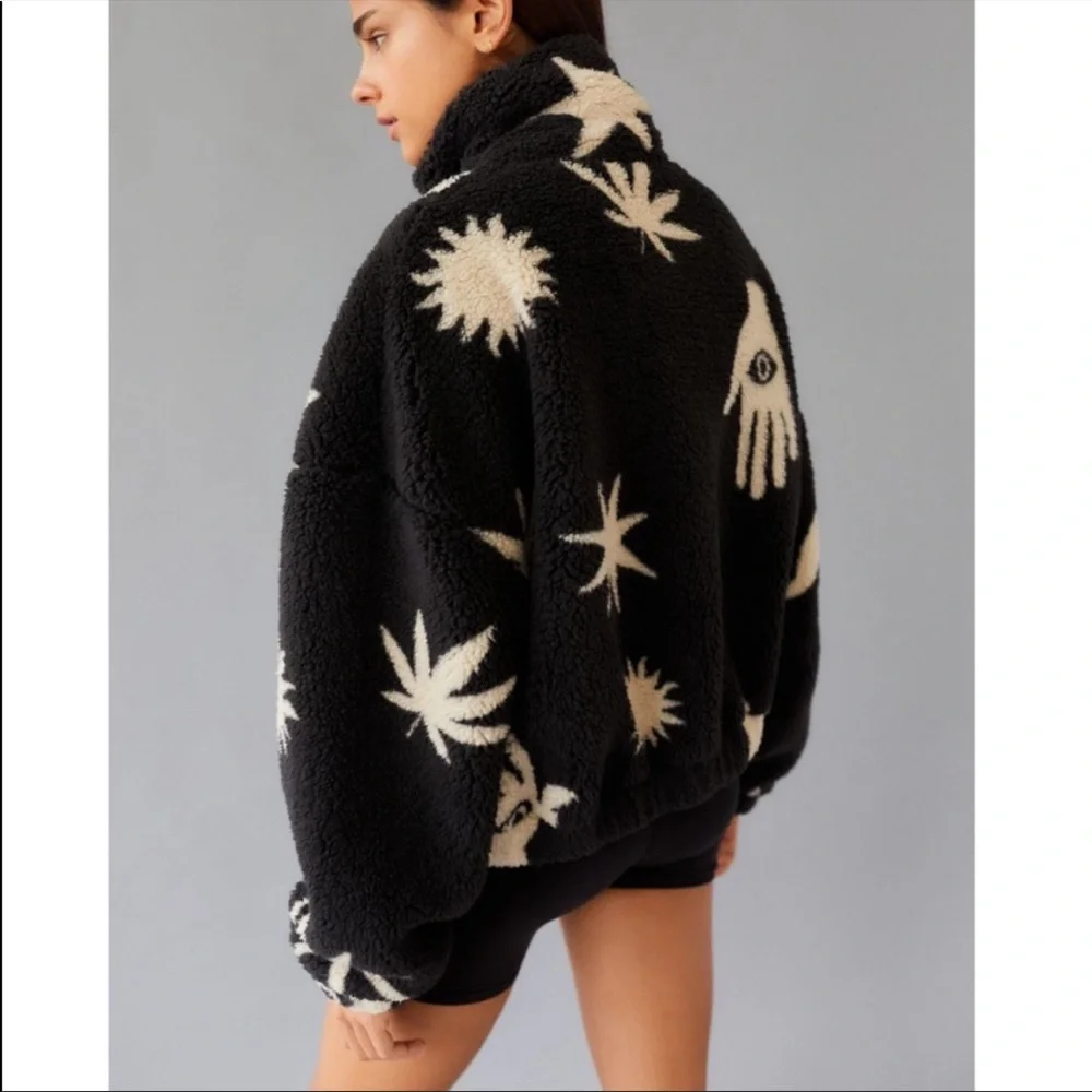 UO Evil Eye Hand Star Leaf Olivia Sherpa Jacket - Picture 4 of 4